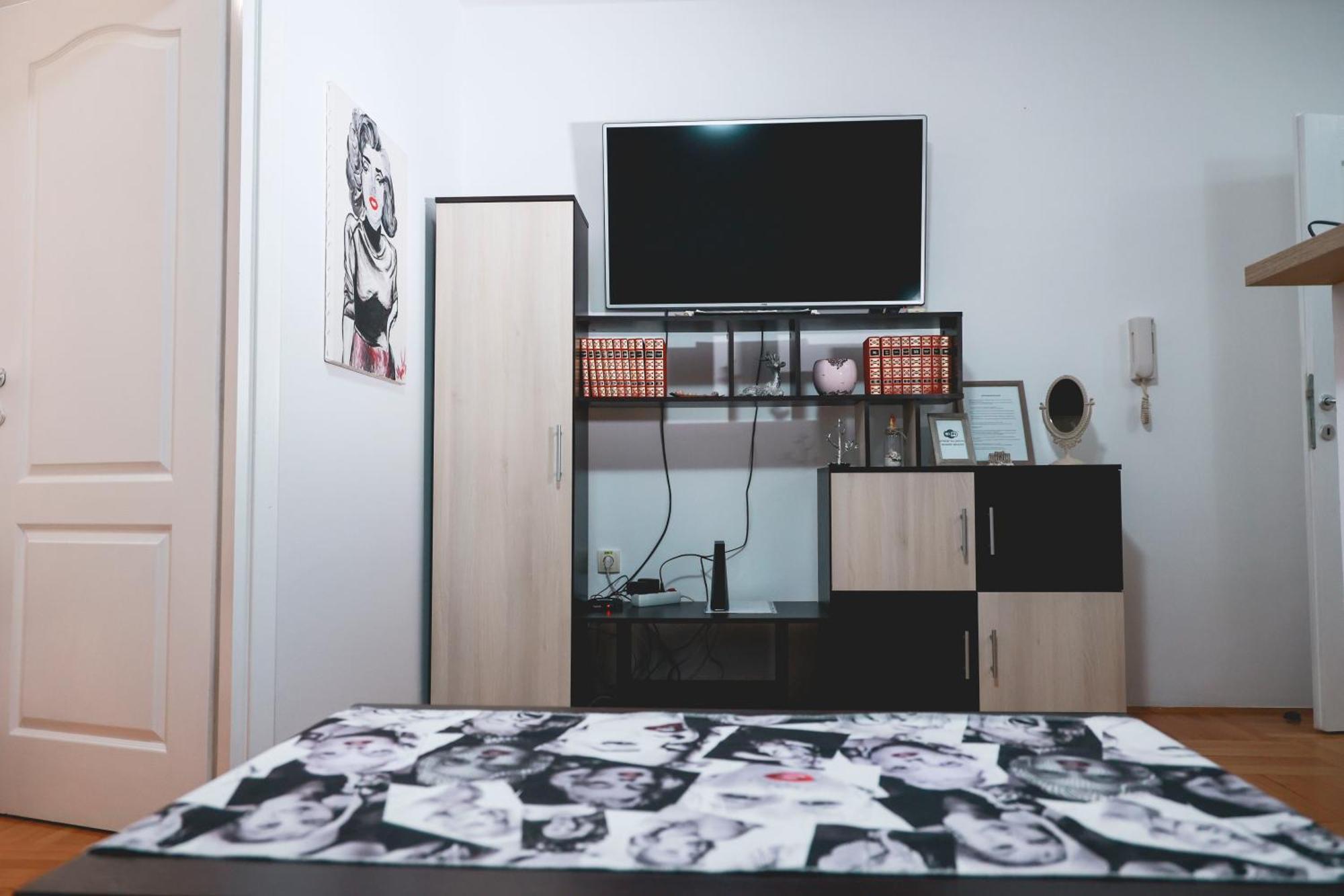 Lucasa Apartment Subotica Luaran gambar
